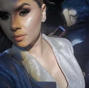 Meet your Posher, Rivera